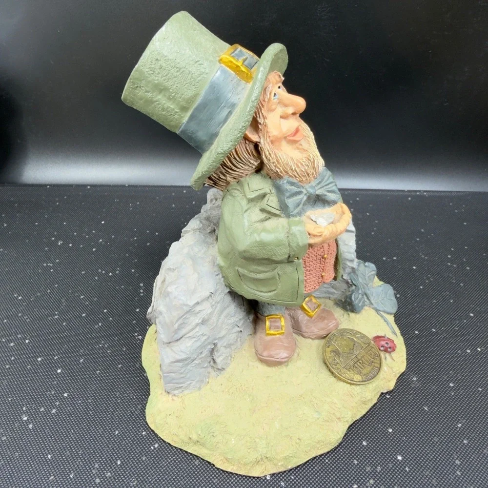 Fionn Leprechaun Figurine Blarney Stone Lucky Clover Ladybug Irish Figurine VTG‎